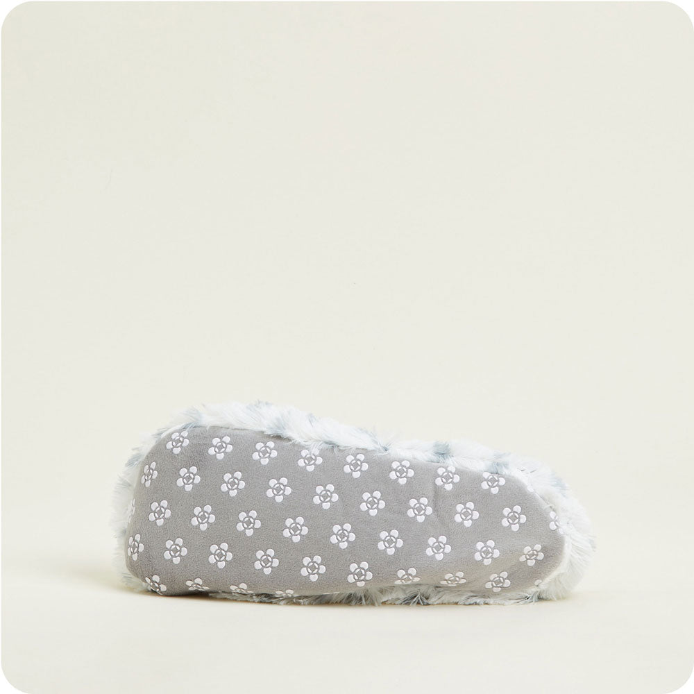 FW-SLI-4-Snowy-Slippers-010-Crop_8a4a6dba-bb2b-47ec-bab7-f7faf52d9075-5