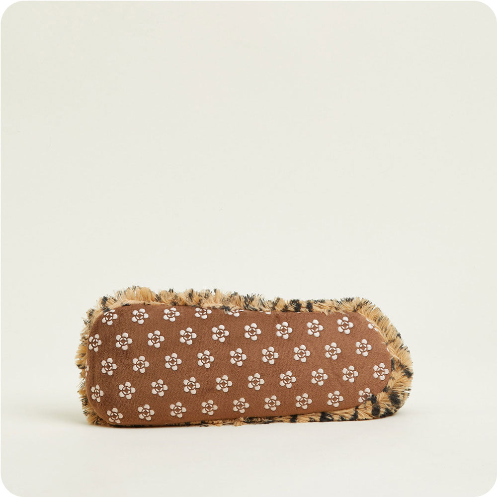 FW-SLI-5-Leopard-Slippers-05-Crop_6b95d447-83c1-4d72-923c-4b4072f54917-2